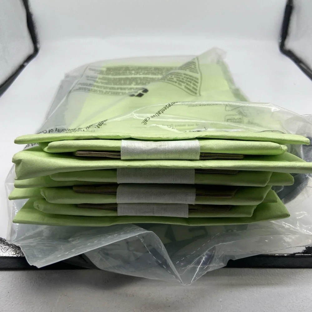Oreck Magnesium Type LW Advanced Filtration Vacuum Bags LWPK6DW 4 Count Green